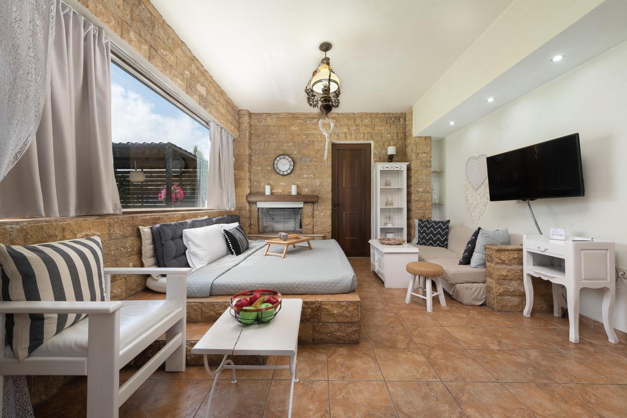 Evi'S Afandou Suite Exterior photo